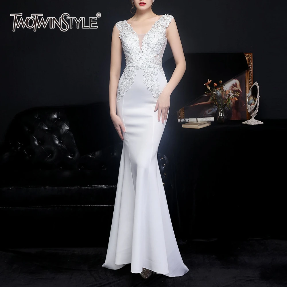 

TWOTWINSTYLE Solid Slimming Spliced Appliques Elegant Dresses for Women V Neck Sleeveless Backless Long Dress Female Fashion New