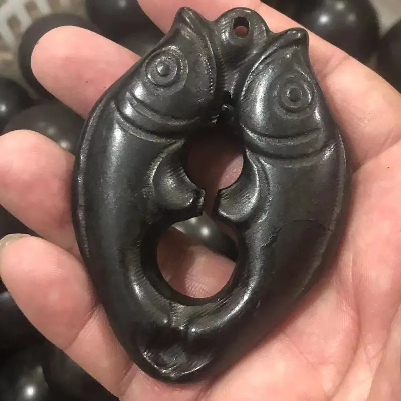 Antique-Style Items: Red Mountain Culture Iron Meteorite Double Fish Ornament