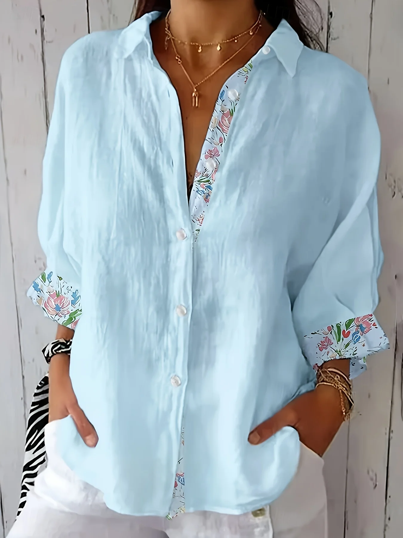 

Women's Long-Sleeved Floral Patchwork Shirt for Casual Vacation