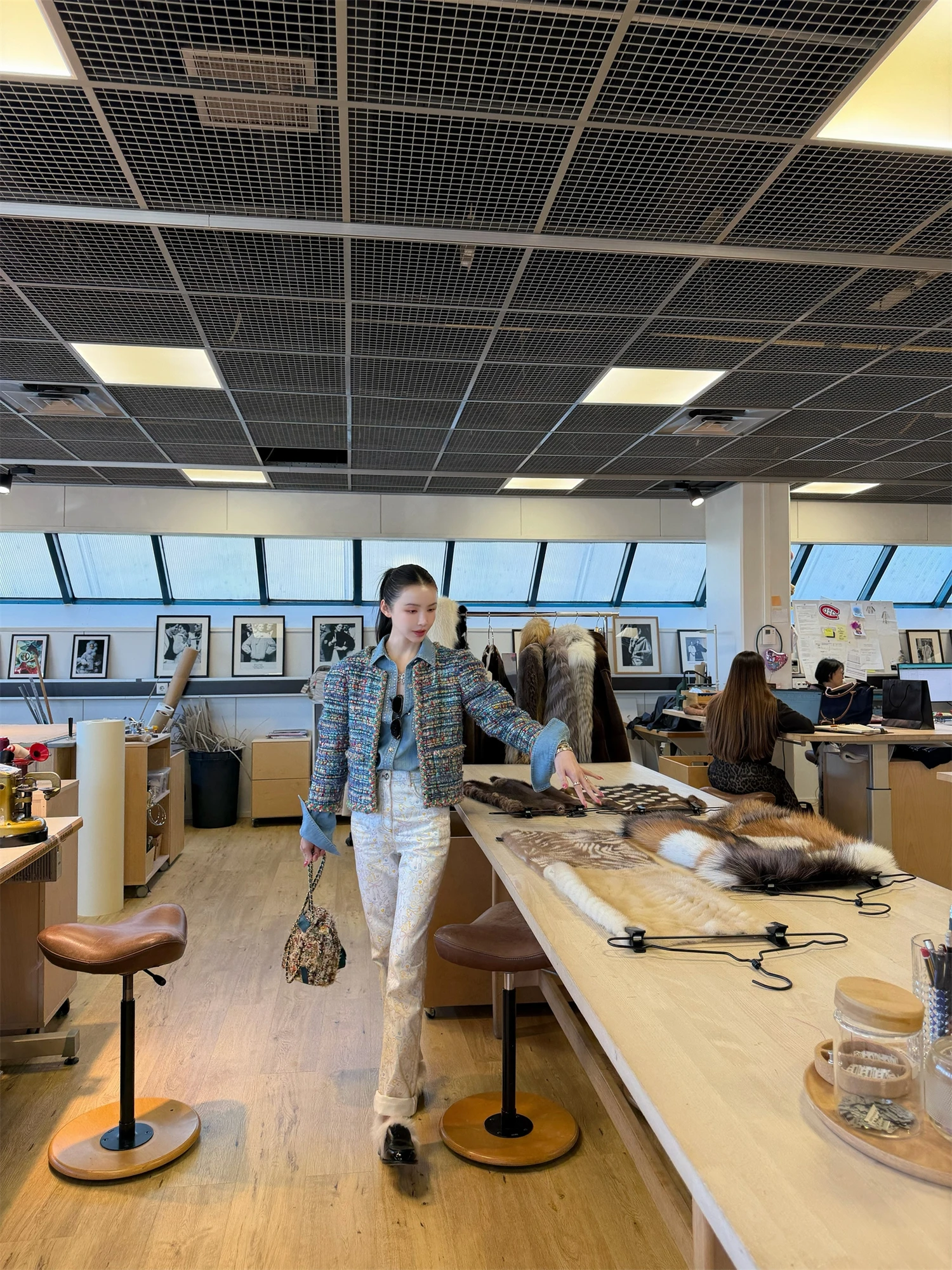 

Graffiti 100 Cotton Denim Pants Loose Fit Casual Style Women's Fashion Set NOTING NINE Brand Anti-Wrinkle Light Weight