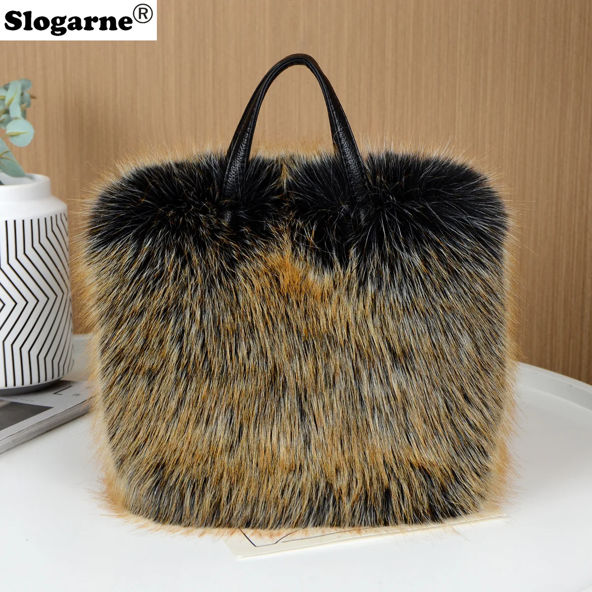 Luxury Design Women\'s Faux Fur Handbag Winter Soft and Fluffy Large Capacity Tote Bag High Quality Pu Splicing Shopper Purses