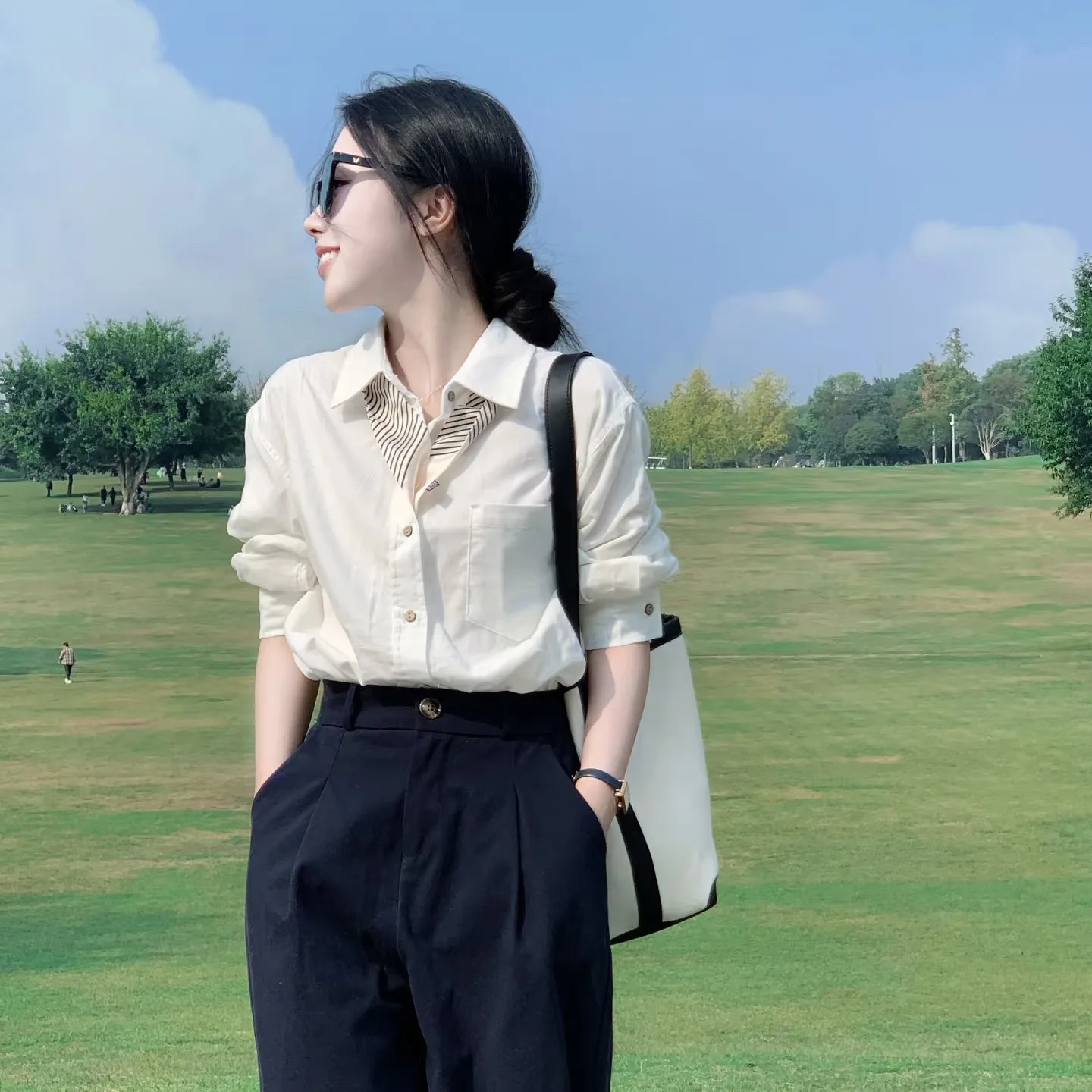 Ele White Long Sve  irt Women's Profional Faion Spring Autumn High-End Feelings South Oil Big Brand