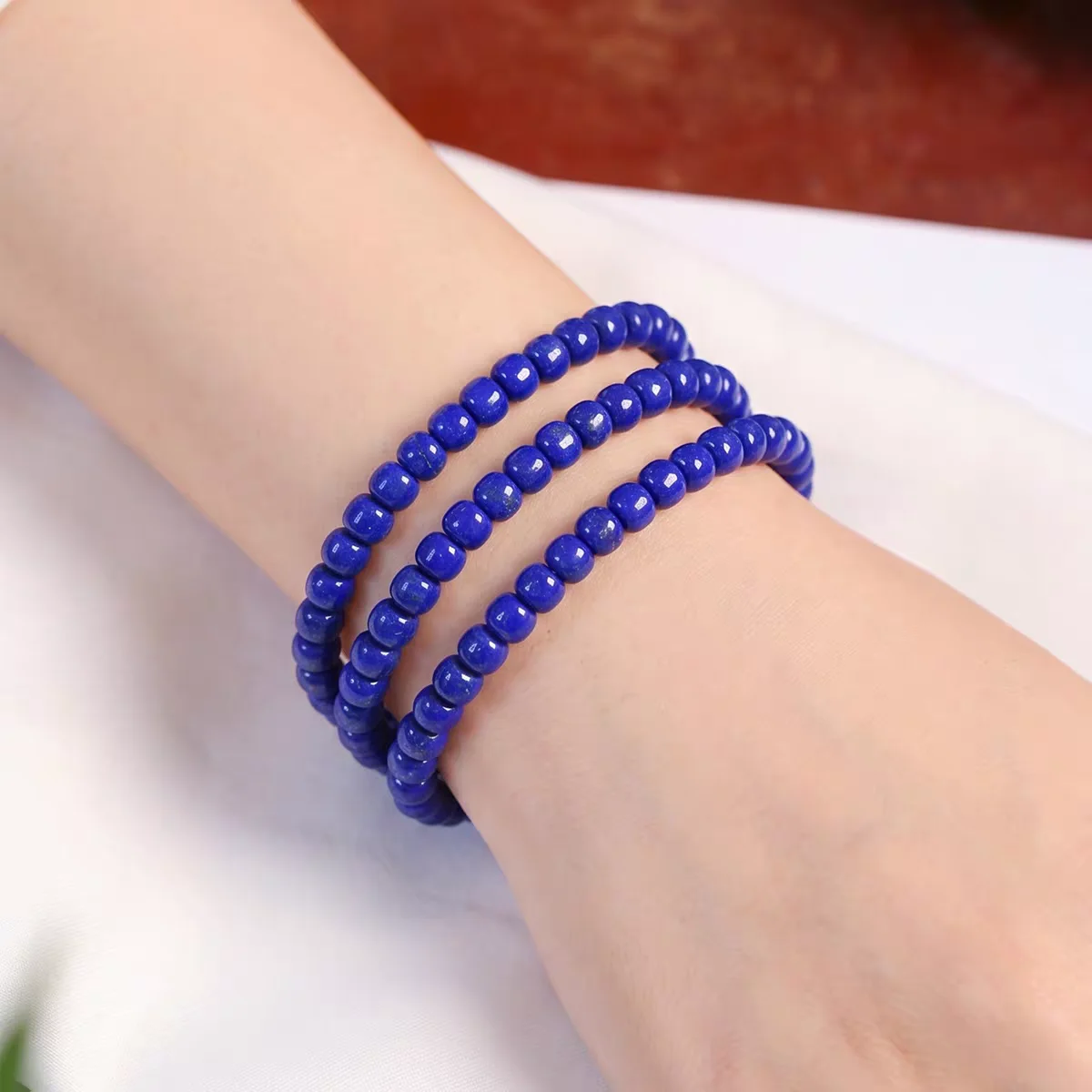سوار من خرز اللازورد الأزرق ال - مراجعة Gemstone Bracelet Healing وسعره