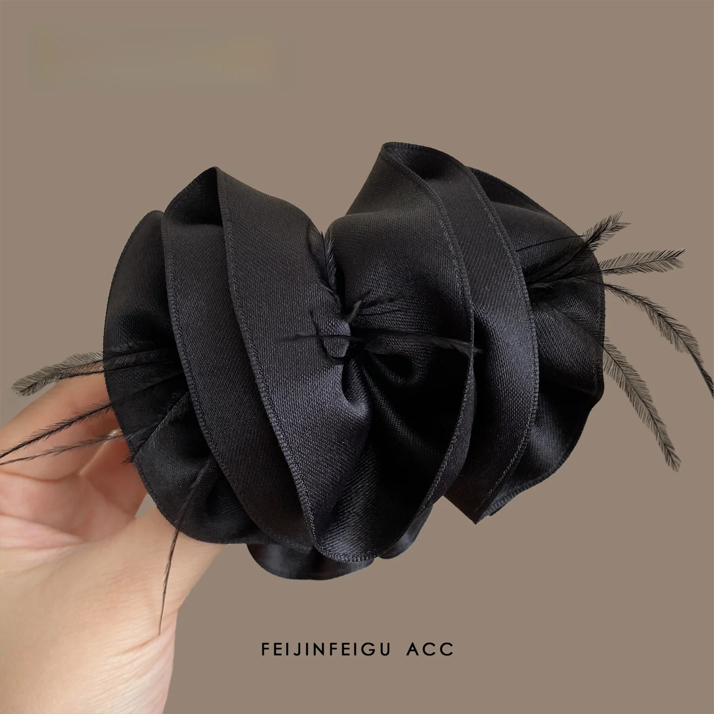 acessorios-de-cabelo-femininos-grampos-de-cabelo-estilo-frances-com-plumas-para-coque-dobrado-e-volume-presilhas-da-moda
