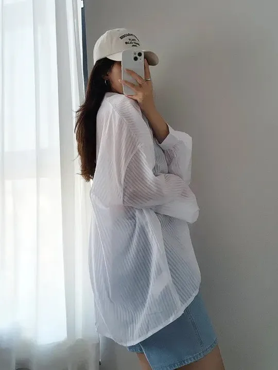 White Striped Women's Summer Lightweight Sun Protection irt Cardigan Design Lazy Sle Cotton Long Sve Button up Coat