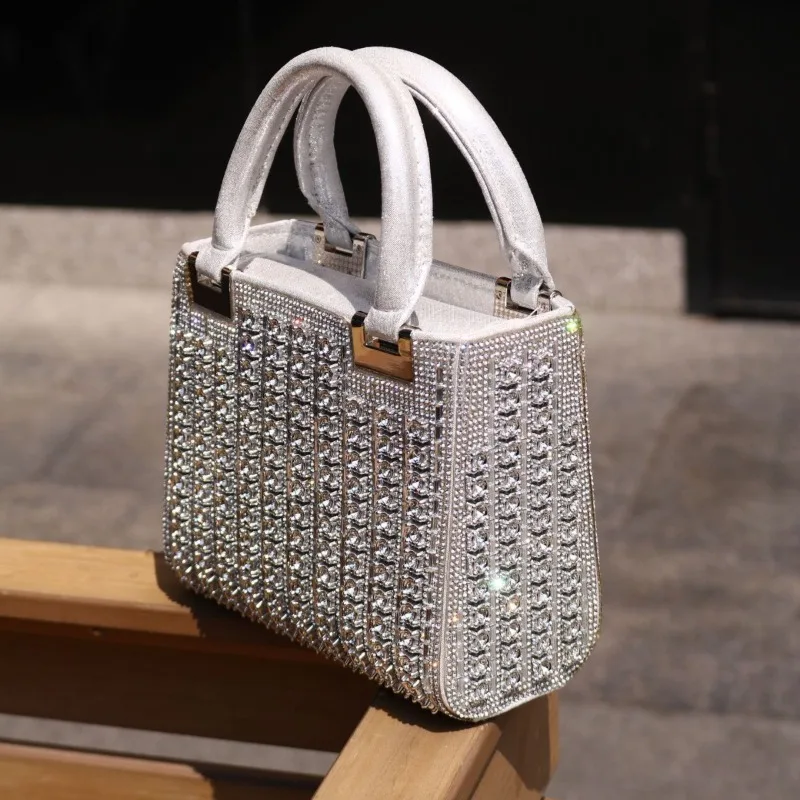 

Banquet Bag Crossbody Bags for Women Shoulder Bags Purse and Handbags Chain Simple Fashionable Designer Bag Bolsos De Mujer Sac