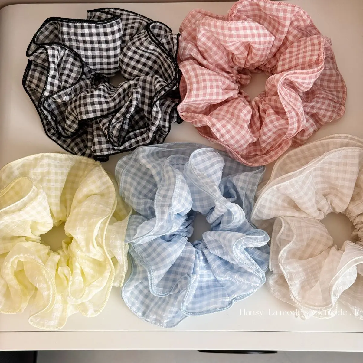 

Korean version fresh plaid light yarn large intestine ring sweet high ponytail hair band texture hair tie new accessories