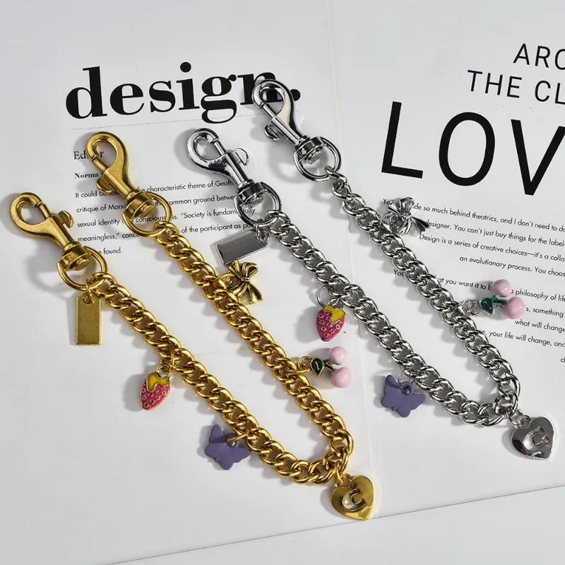 

The brand-new multi-functional bag pendant is a fashionable new chain for women, a slanted square bag chain