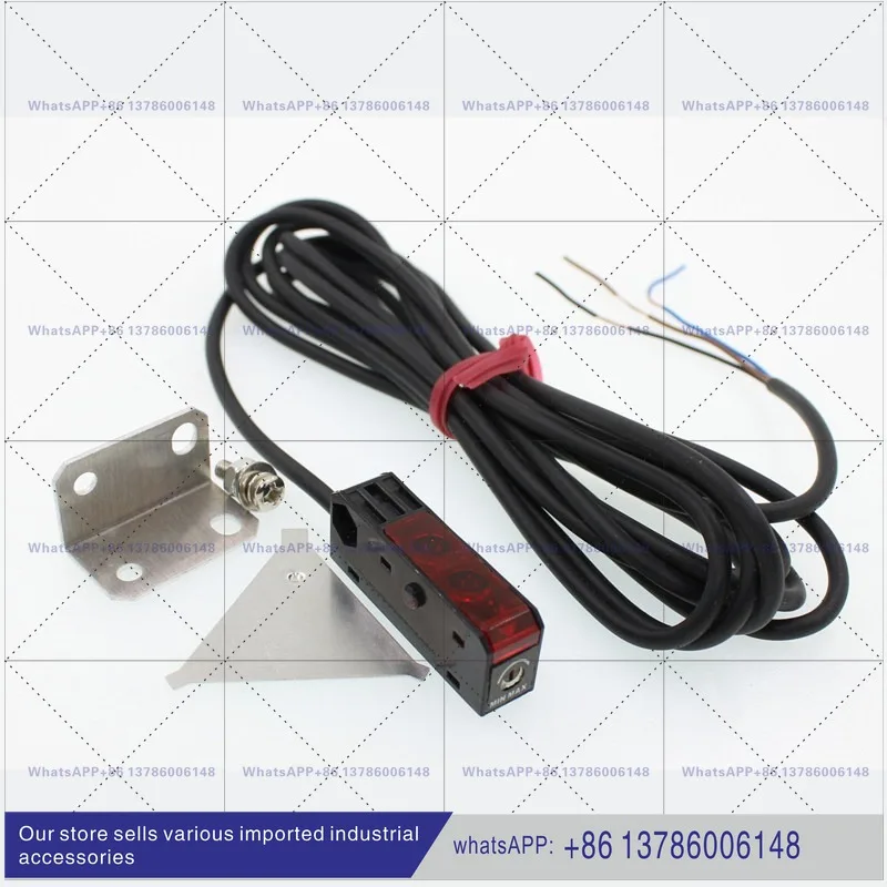 Small square photoelectric switch sensor, diffuse reflection infrared induction switch three-wire NPN normally open 5-24V