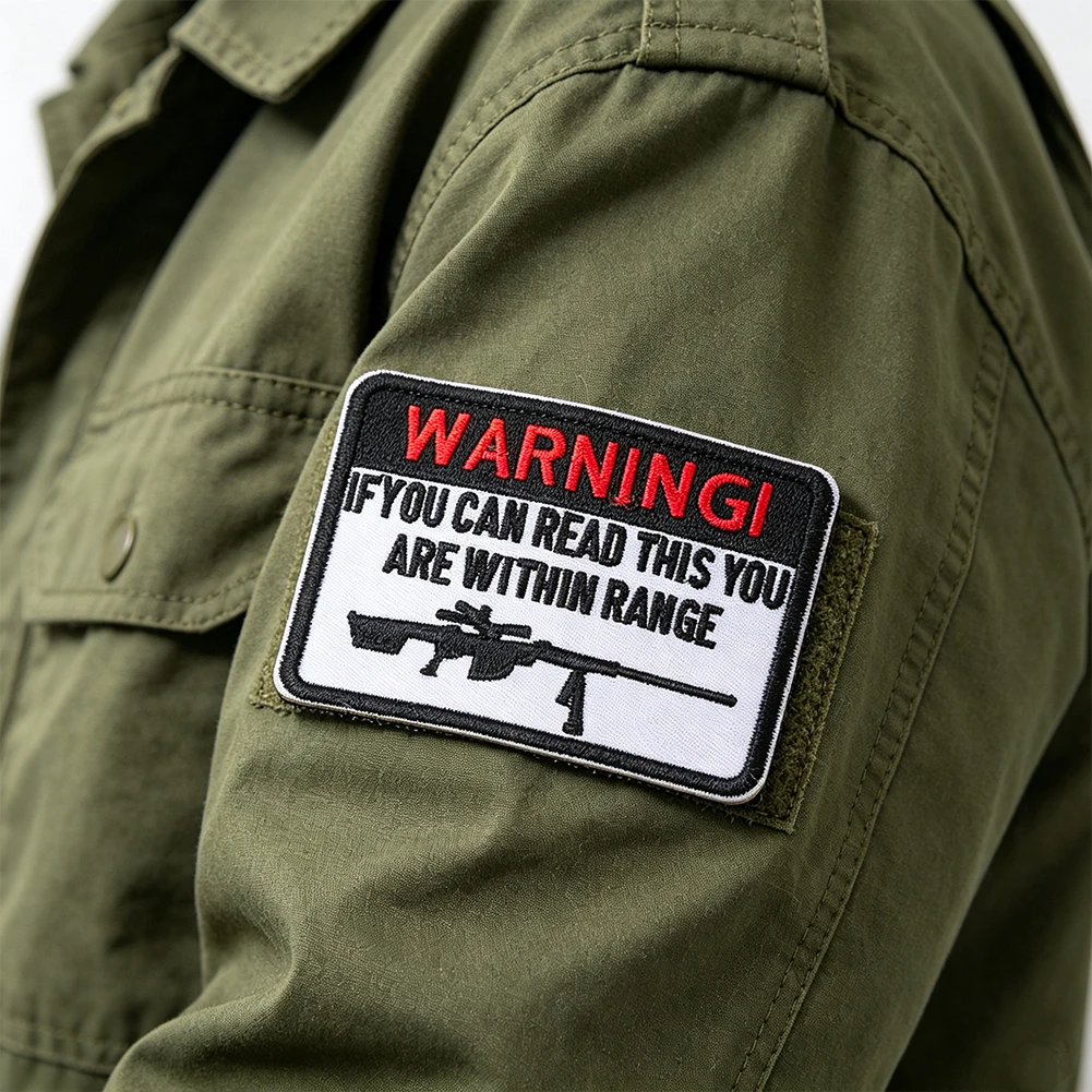 1 Stück: „Wenn Sie dies lesen können, sind Sie in Reichweite“ – Gestickter Klettverschluss-Patch, lustiges taktisches Abzeichen zur Dekoration von Rucksäcken und Kleidung. – Detail 1