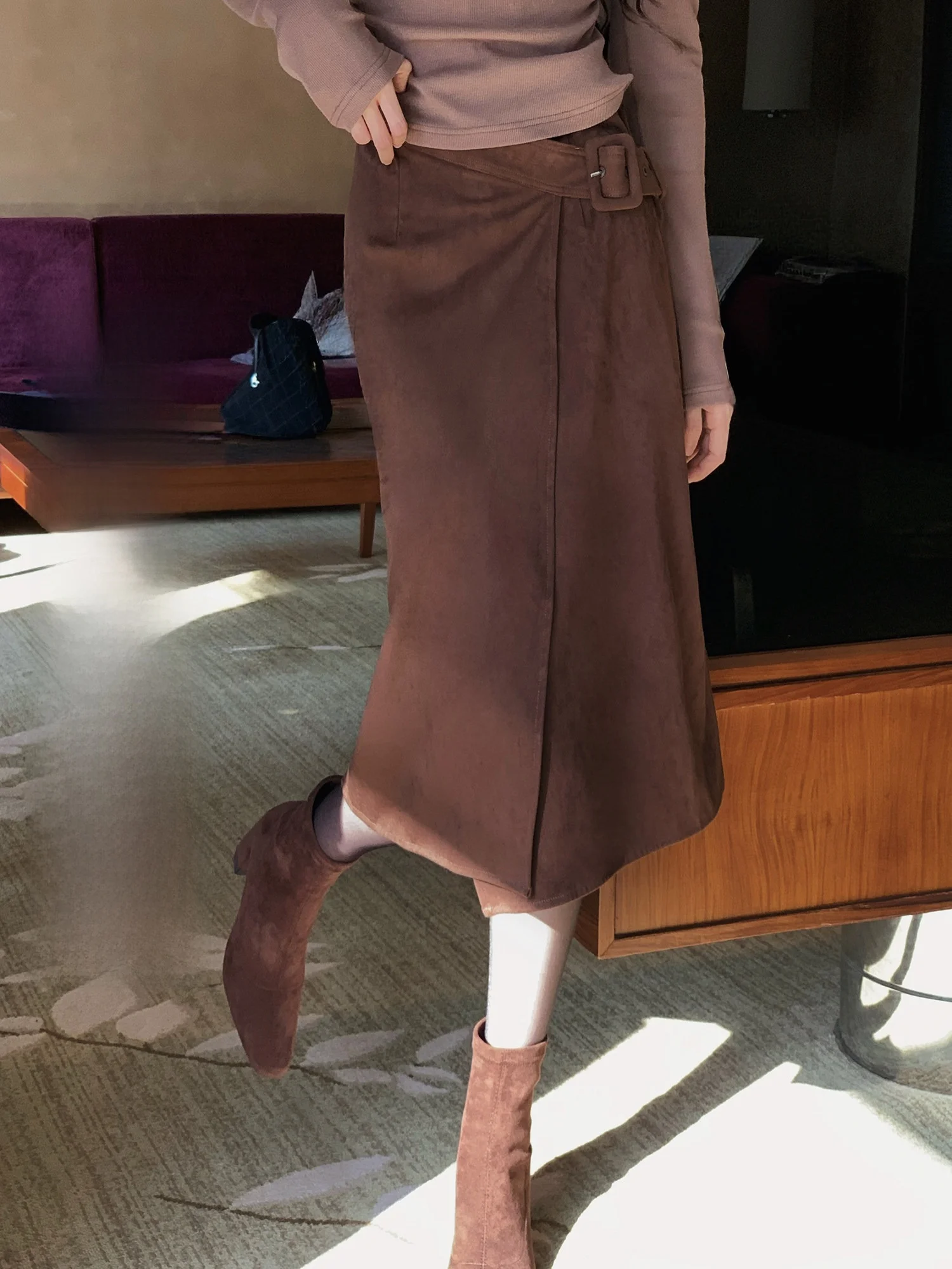 

een Le f Skirt Ele Cisas New Product Thin PU Leather Velvet Autumn Winter Aosphere Sense Women's Skirt