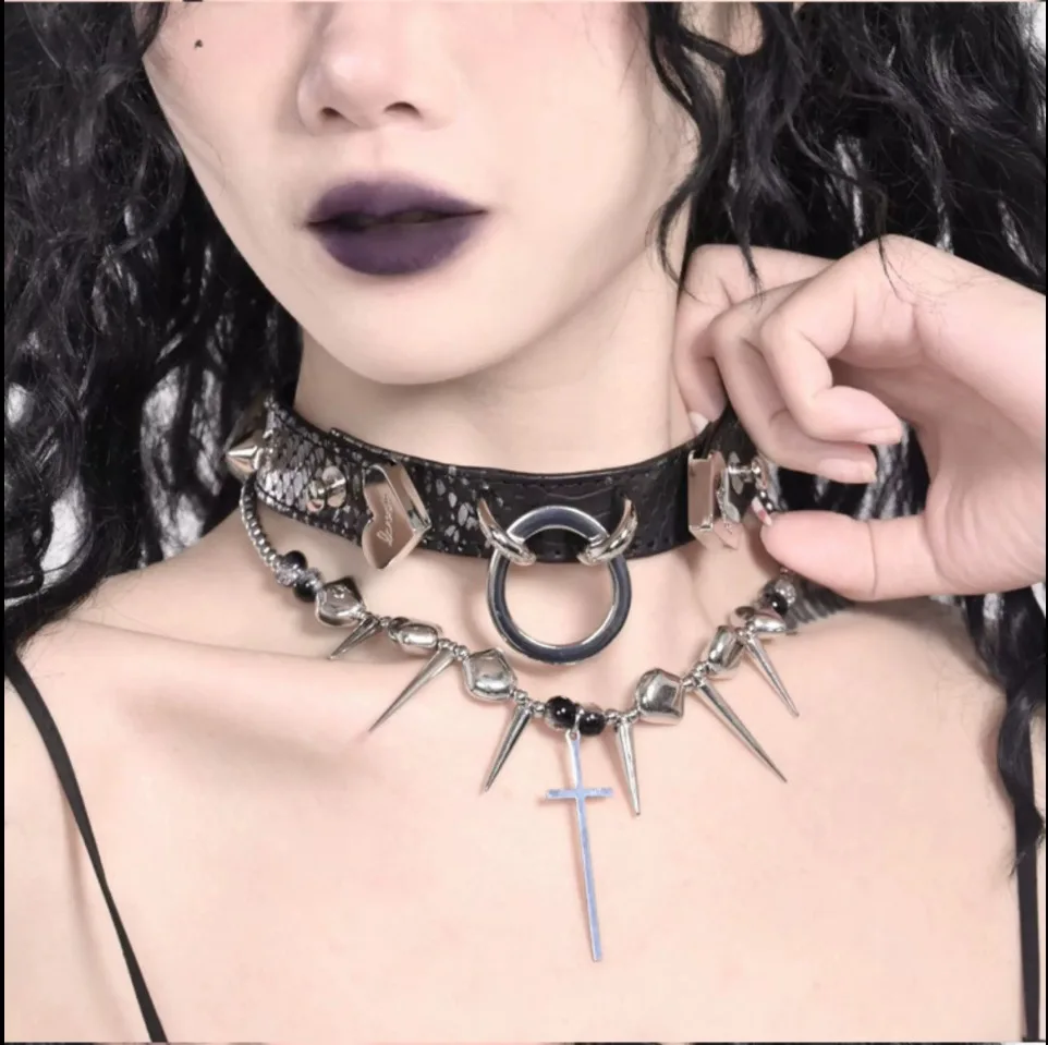 original design harajuku japanese pu metal subculture punk girls gothic black choker revits cross snake skin neck accessories