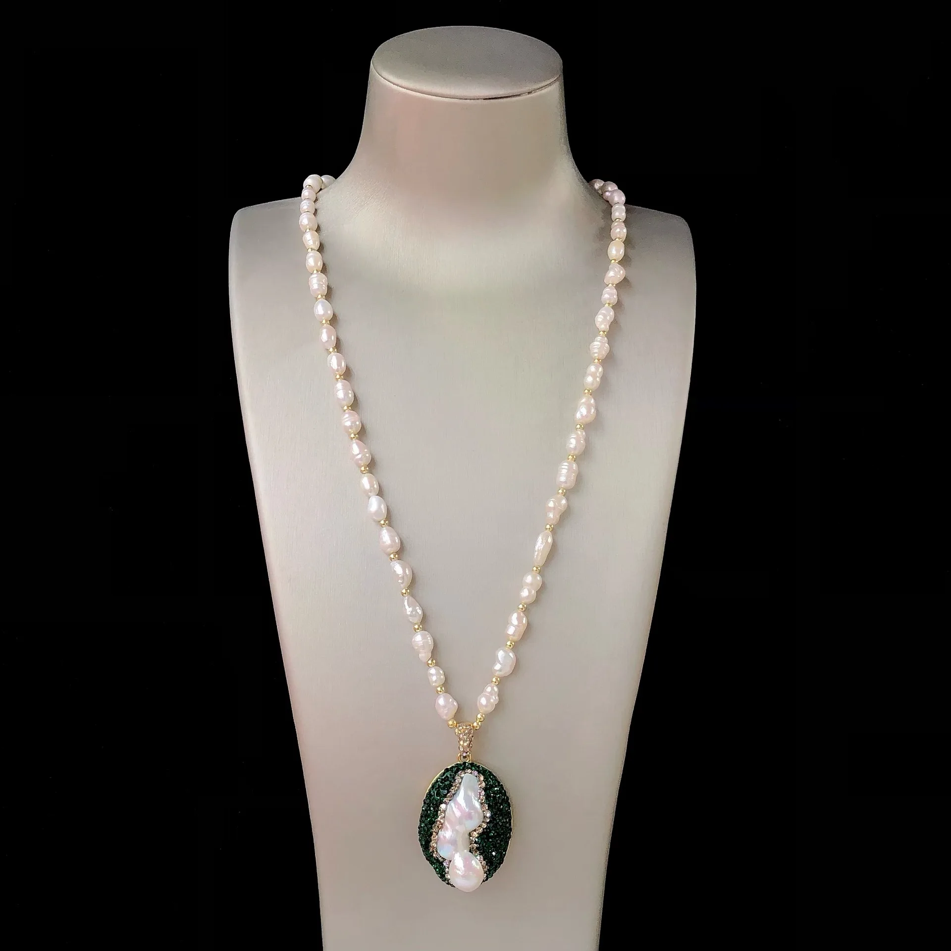 Natural Baroque Pearl Green Czech Diamond Set European and American Fashion Light Luxury Four-piece Jewelry Cross-border Special