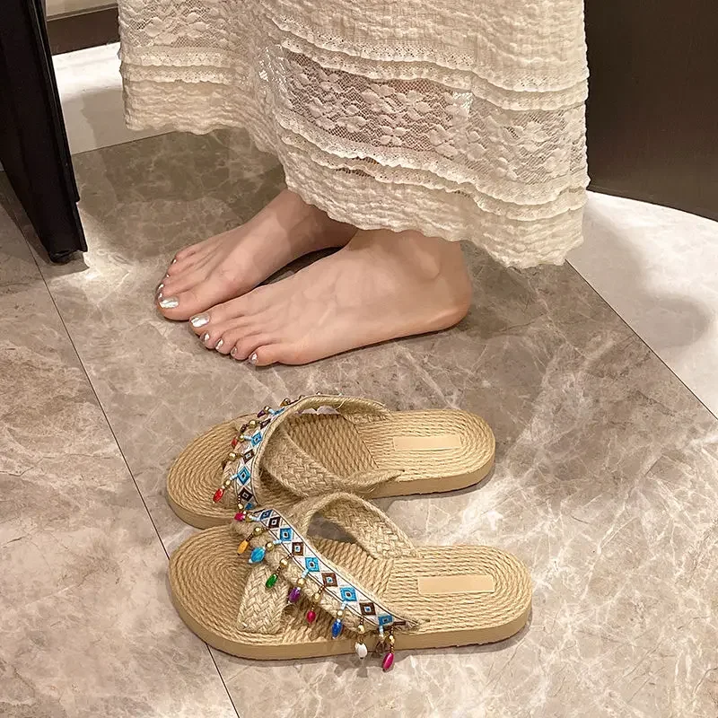 

Braided Outside Shoes Designer Luxury Easy Wears Shoe Non Slip Women's Slippers and Ladies Sandals On Sale Casual Stylish Slides
