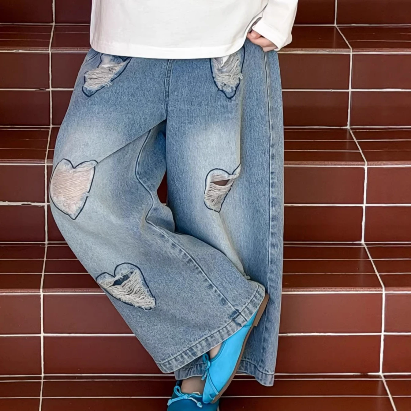 Girls Pants 2026 Spring and Summer New Childrens Clothing Korean Style Girl Baby Design Feel Ripped Jeans Wide Leg Pants