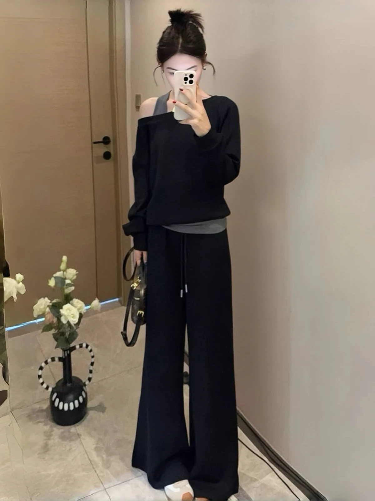 Early Autumn Korean Style Fashionable Anti-Aging Two-Piece Set Sweatshirt Wide Leg Pants Long Sleeve Diagonal Shoulder