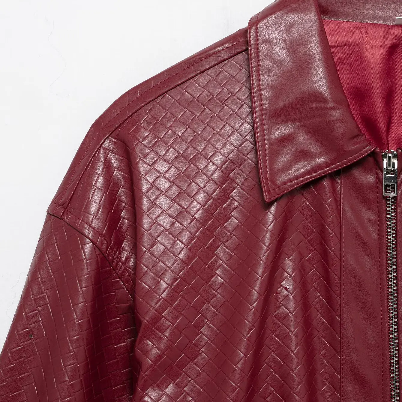 レトロスタイルの女性のルーズフィットパイロットジャケット人工皮革アウターウェア秋の新着ファッショナブルなポリエステルコート