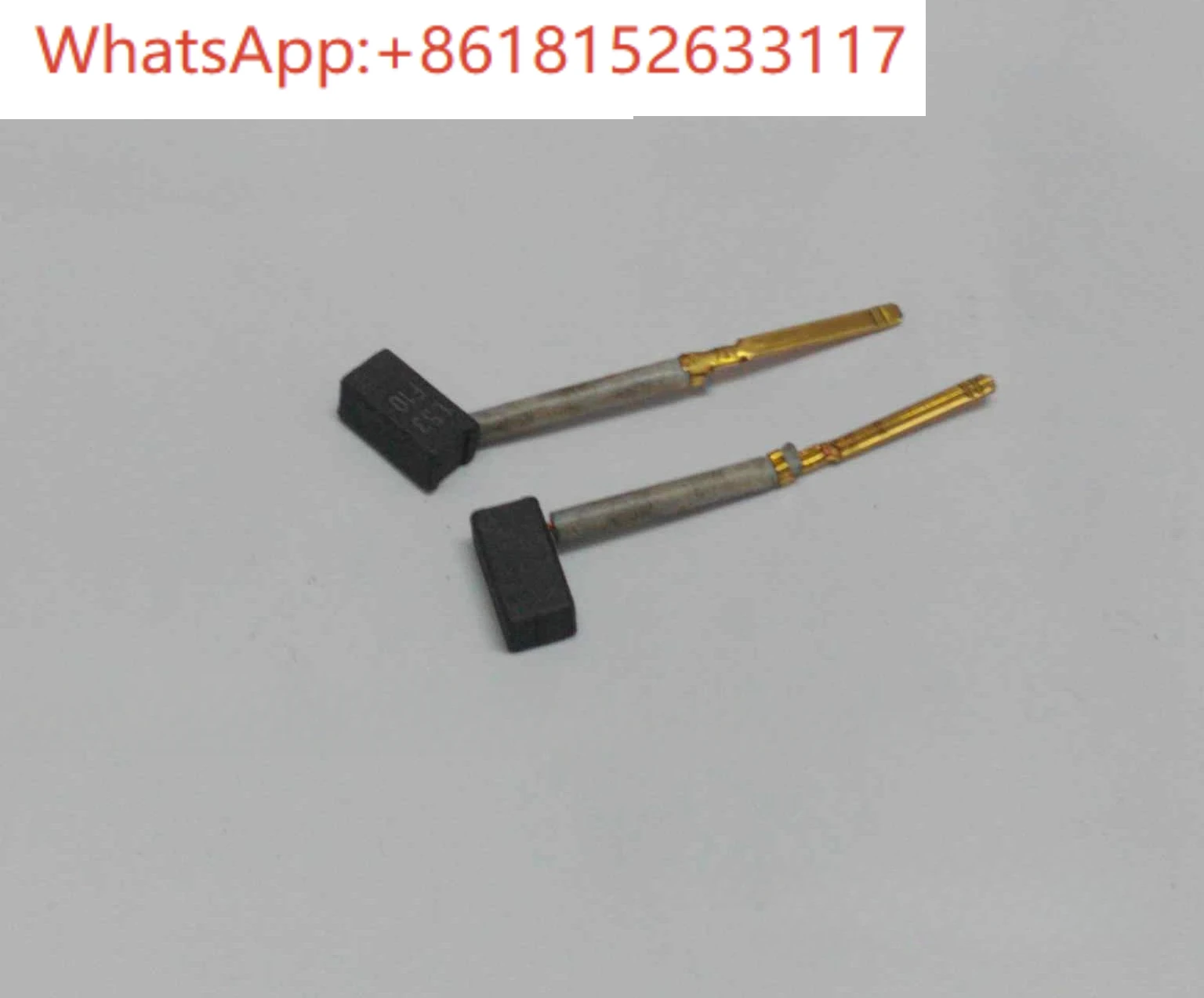 قطع غيار الأدوات الكهربائية D26451 آلة الصنفرة فرشاة الكربون الدوارة الأصلية