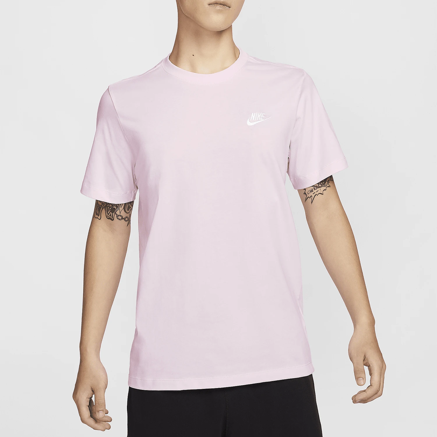 

Nike Official Sportswear Club Men's Embroidered Soft T-shirt AR4999-667