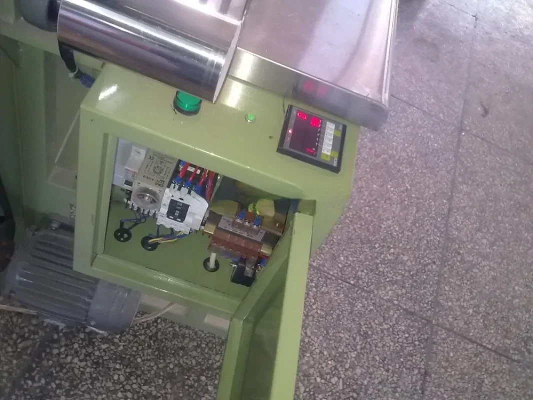 

Hot SalesSupport Customization Rolling Machine Pneumatic Rolling Machine Mechanical Meter/Yard Counter Tape Webbing Winding Mach
