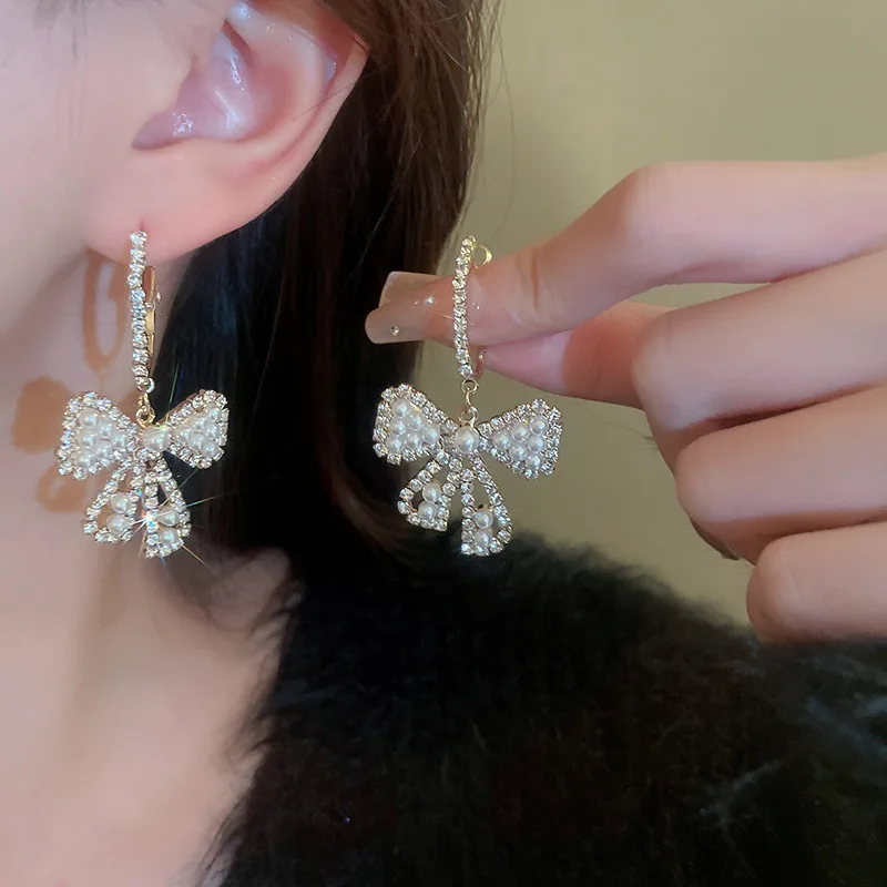 Inlaid Rhinestone Bow Pearl Earrings for Women French Light Luxury High Sense Drop Earrings Personality Bowknot Jewelry Gift