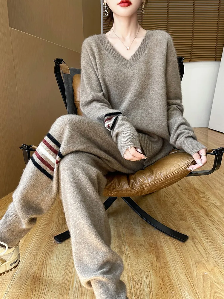 Autumn and Winter New 100% Merino Wool Set Women\'s V-neck Knitted Hoodie High Waist Knitted Casual Sports Pants Two Piece Set