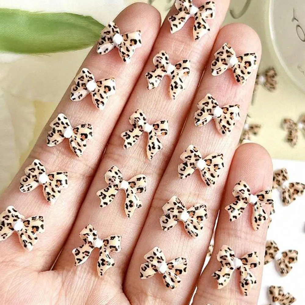 50pcs Leopard Print Bow Nail Charms Winter Maillard Color Ribbon Bow Nail Art Accessories 10mm Leopard Bow Sexy Nail Art Decorat