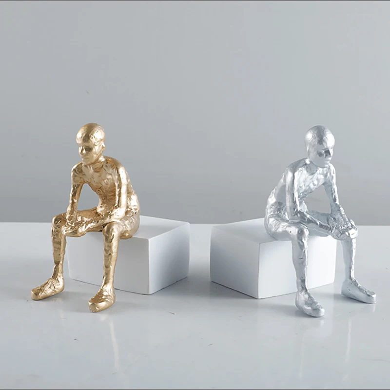 Creative Resin Figurine Sculpture Gold and Silver Human Craft Thinker Ornament for Living Room or Office Desk Home Decoration