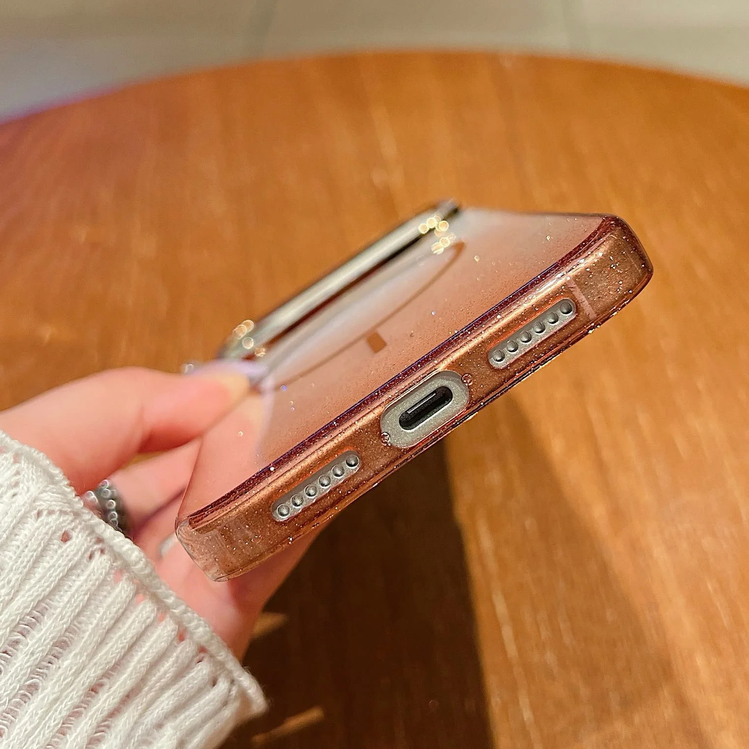 حافظة مغناطيسية لامعة متدرجة رفيعة لهاتف Magsafe لهاتف iPhone 17 Air 16 E 15 14 Plus 13 12 11 Pro Max Bling غطاء شحن لاسلكي