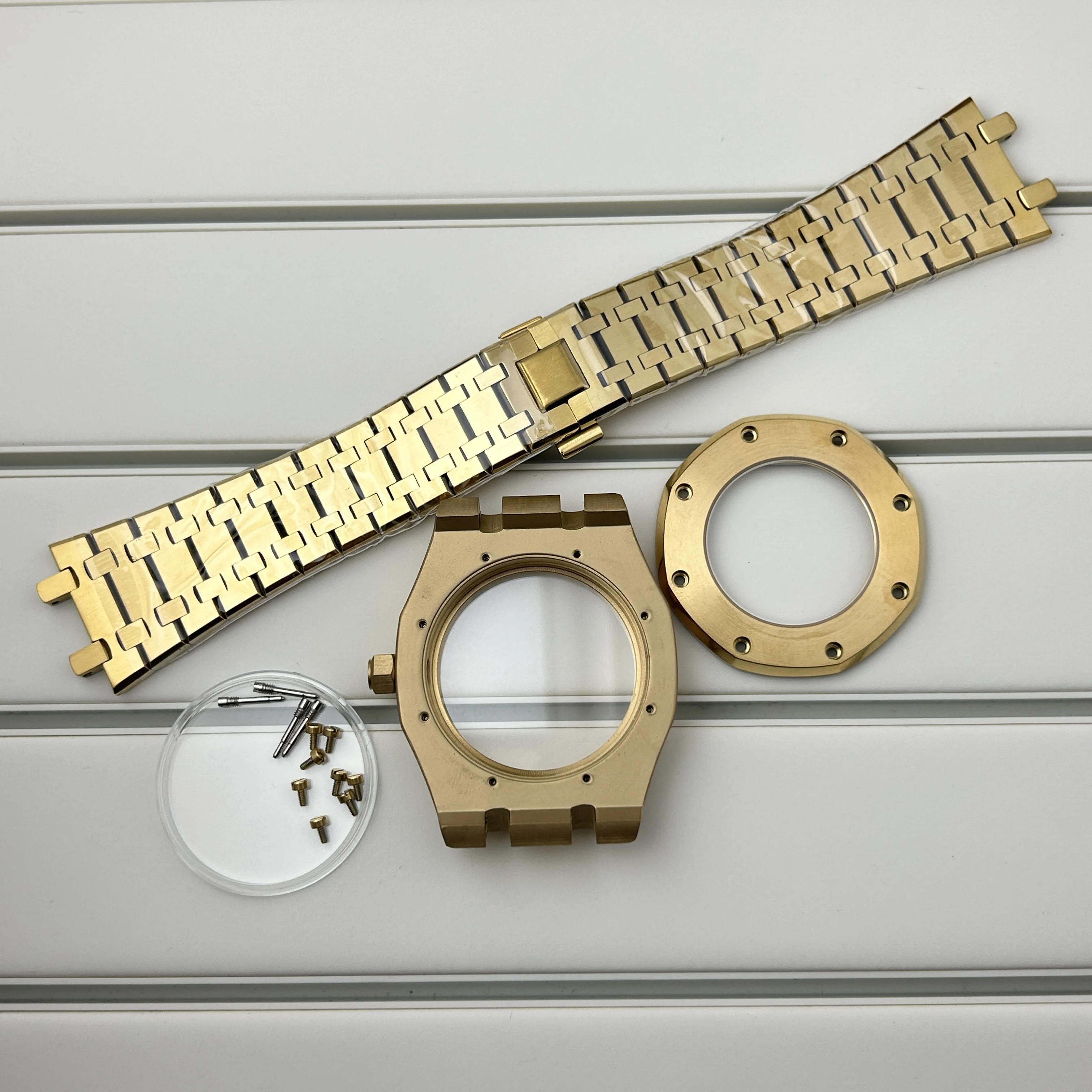 変更された 41 ミリメートルステンレス鋼時計バンドケースサファイアガラス Oakap NH35 NH36 ムーブメント時計アクセサリー 31.8 ミリメートルダイヤルに適しています