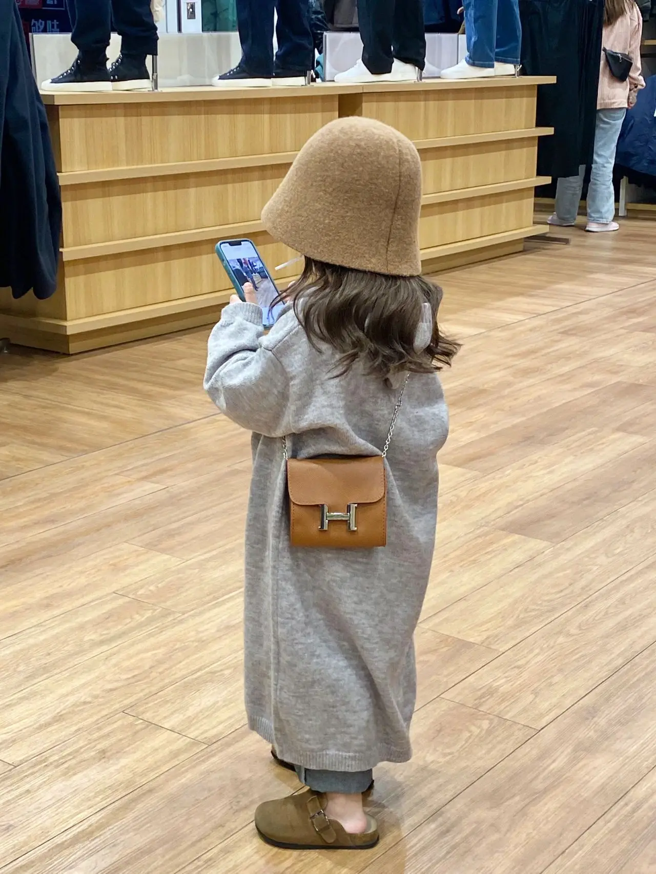 Children Clothing 2023 Spring New Fashionable Girls Long Sweater Coat Loose Style Knit Casual Solid Simple Cardigan for Girls