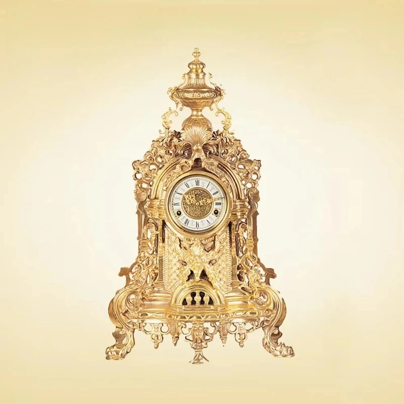Exquisite high-end retro dining decoration gold-plated watch cast copper tle c