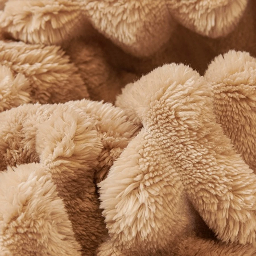 Fluffy Warm Stipe Flannel Soft Sofa Towel, Solid Colour Multiuse Sofa Leisure Nap Blanket for Living Room Couch Cover