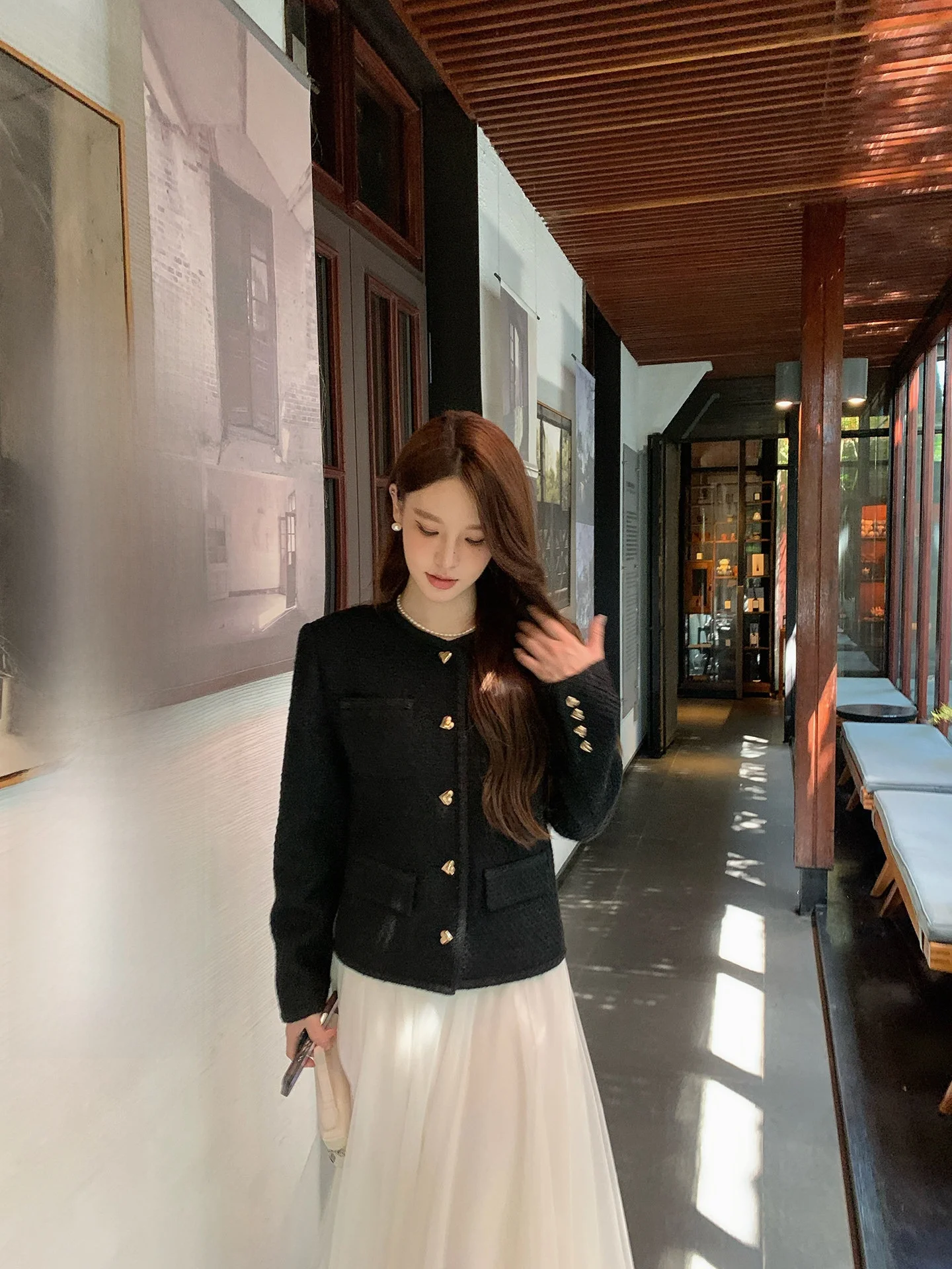 

Пальто женское прямого кроя Nora Studio из шерсти ручной работы, осенняя модная коллекция, роскошный полиэстеровый бленд, черное, с эффектом стройности