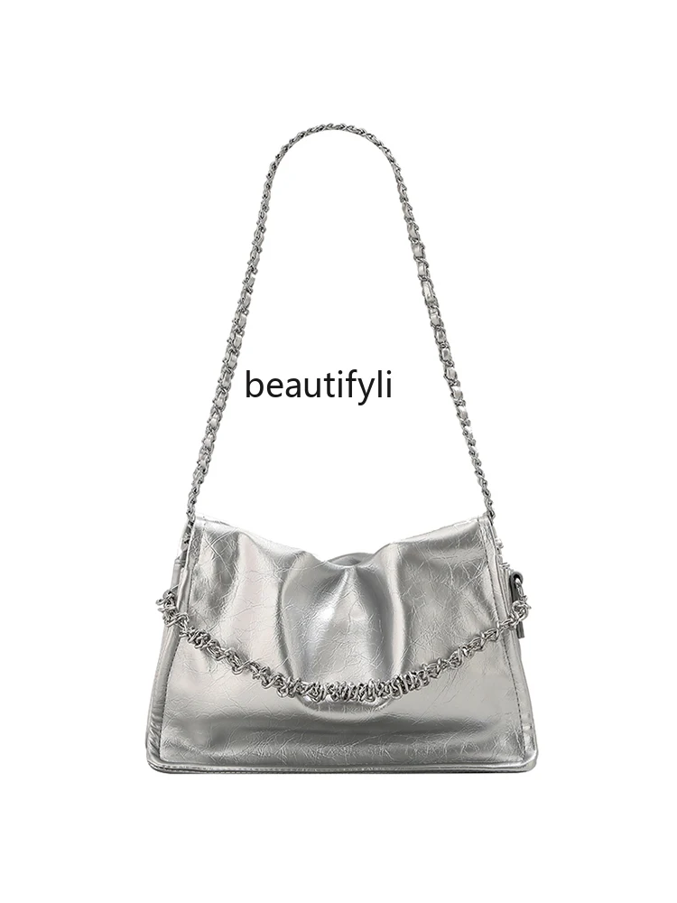 Premium chain underarm bag Women's versatile temperament handbag Fashion commuter shoulder bag