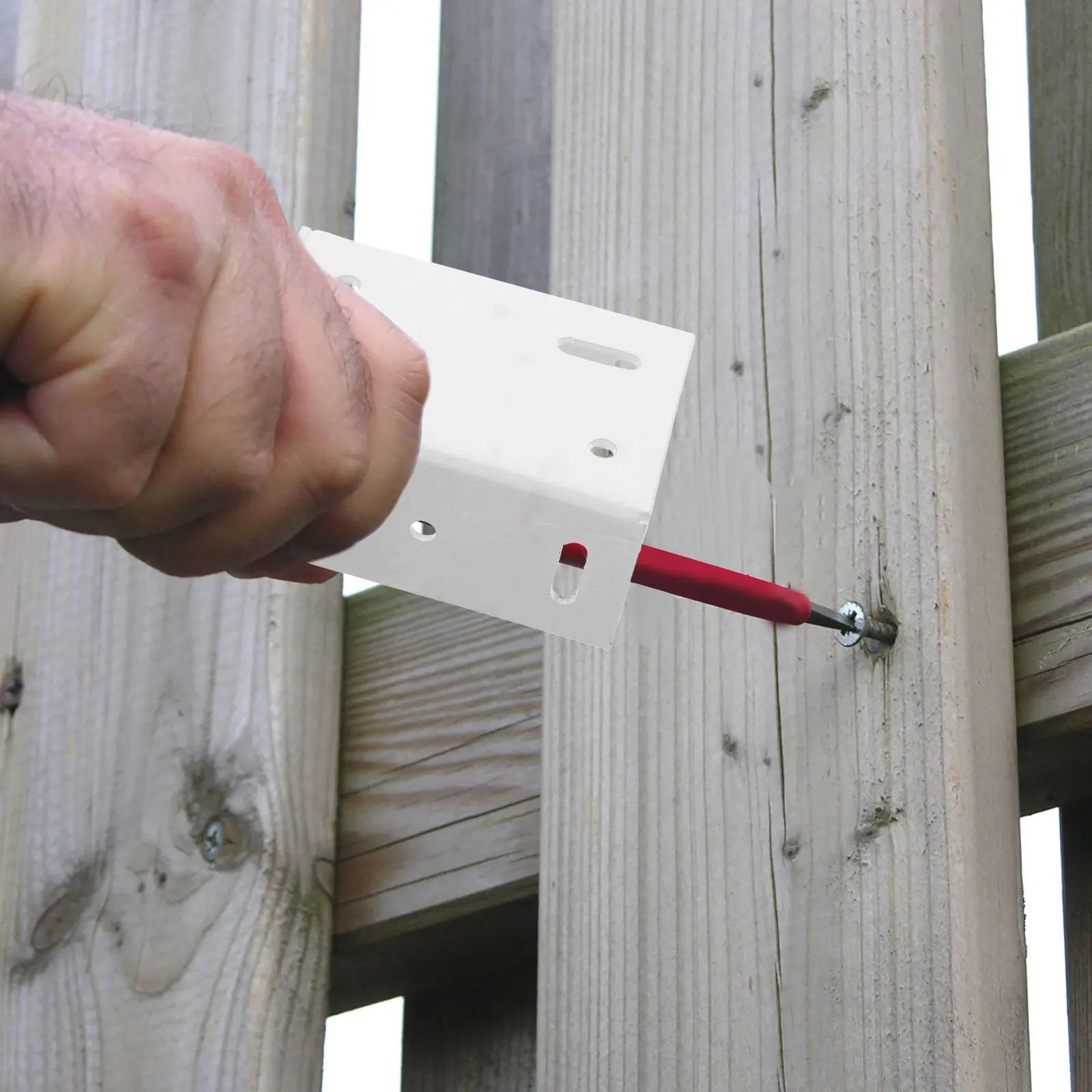 

2pcs Fence Rail Brackets Post Accessories Durable Steel Hardware Bracket Repair Kit Sturdy Practical Design Versatile