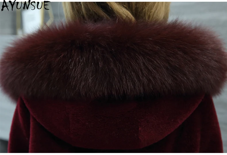 AYUNSUE 100% معطف فرو الصوف ملابس حريمي الدافئة الثعلب الفراء طوق الخريف الشتاء سترة الأغنام شيرلينغ معاطف امرأة 2025 فضفاضة تناسب