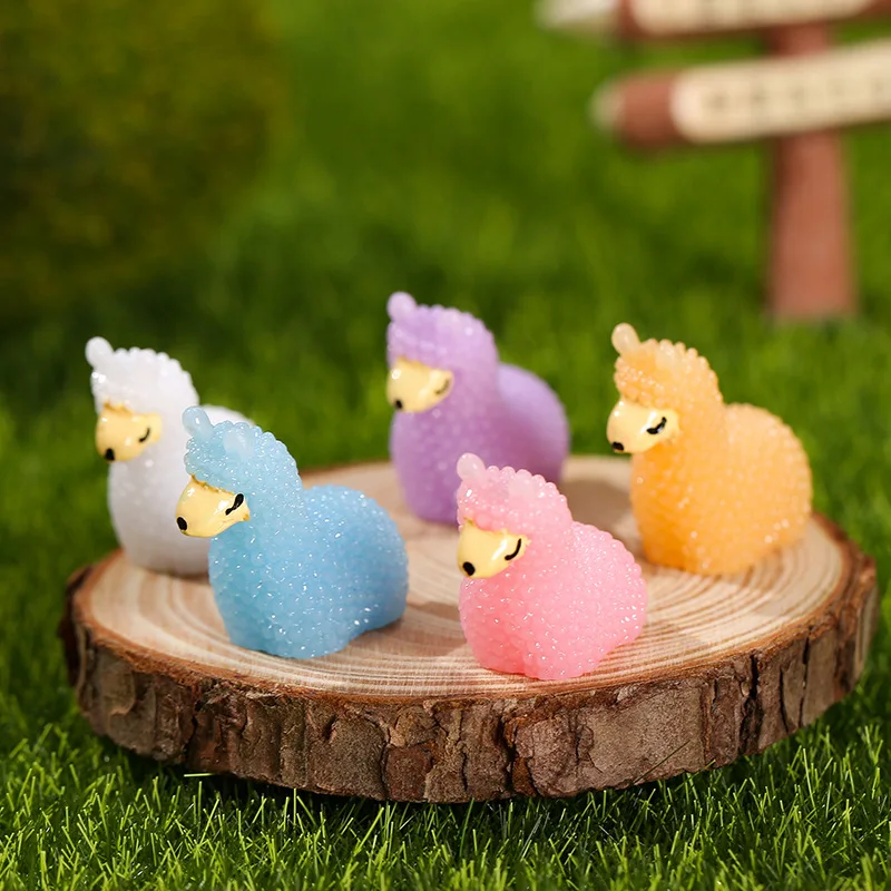 10Pcs/bag Cartoon Cute Alpaca Resin Model Mini Animal Ornament DIY Micro Landscape Desktop Decorations Accessories Children Gift