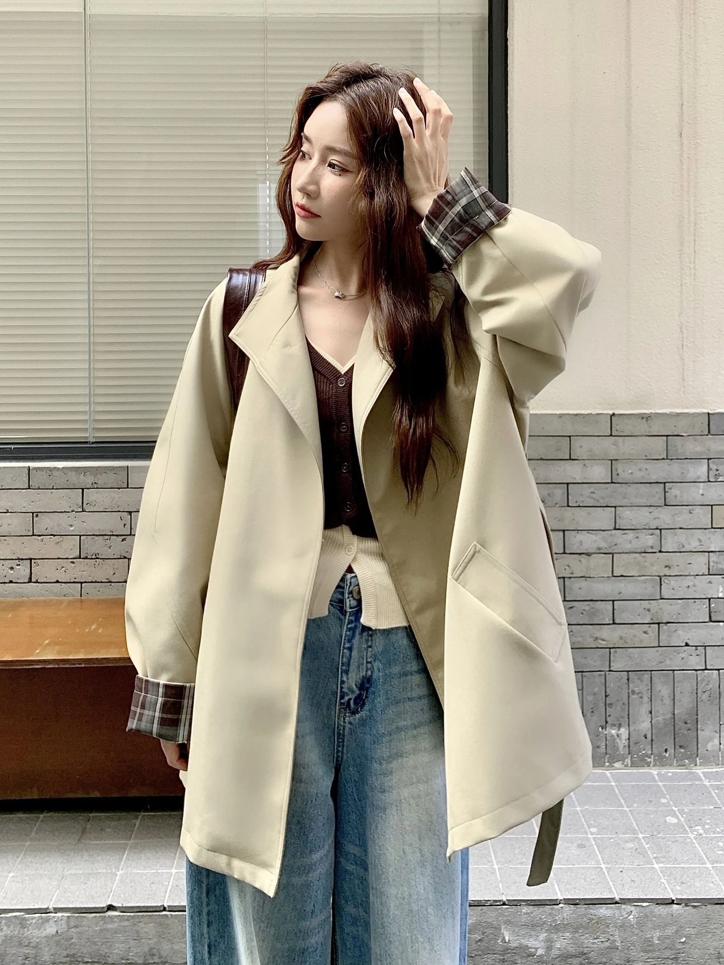 

SuperAen Khaki England Style Fashion Trench Coat for Women's Spring and Autumn New Color Contrast Long-sleeved Mid-length Coats