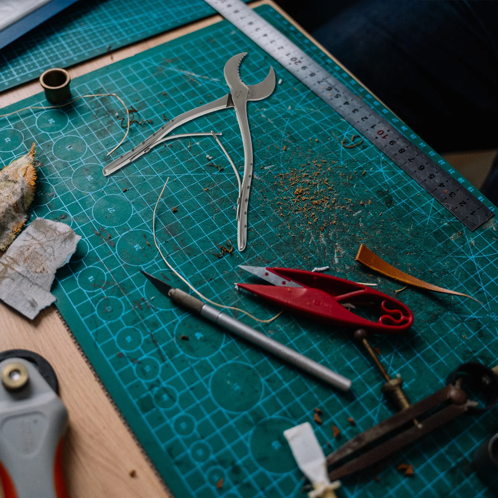 Wood Splitting Plier Multi-Purpose Tool with Comfort Grip Environmental Handle for Easy Use in Wood Processing Compact Tool