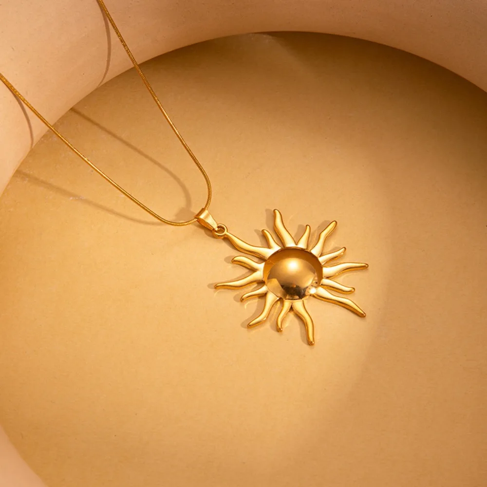 الرجعية مزاجه الذهب اللون الفولاذ المقاوم للصدأ اليونانية الطوطم الشمس قلادة قلادة للنساء مصمم سحر مجوهرات اكسسوارات هدايا