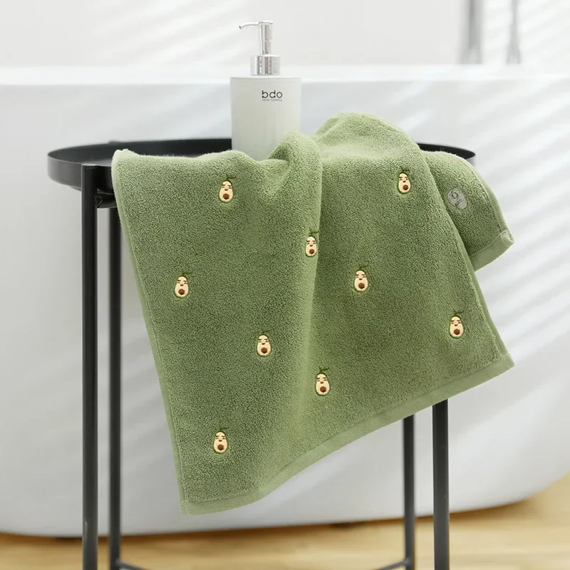 Toalla De algodón bordada con aguacate para mujer, toalla suave y absorbente para el baño y el hogar, envío gratis