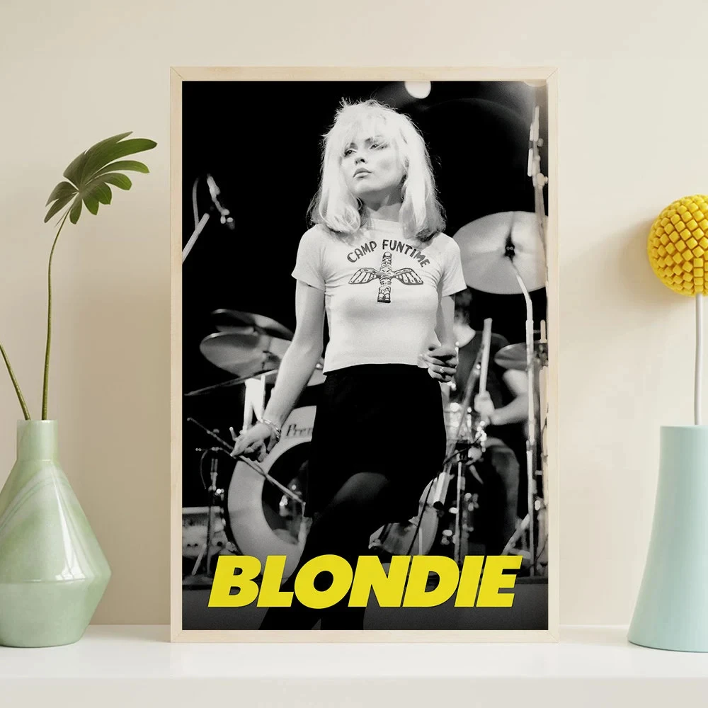 

B-Blondies Vintage Music Album Vintage Rock band Poster Poster Prints Wall Art Canvas Oil Painting Room Home Decor Bar Gifts