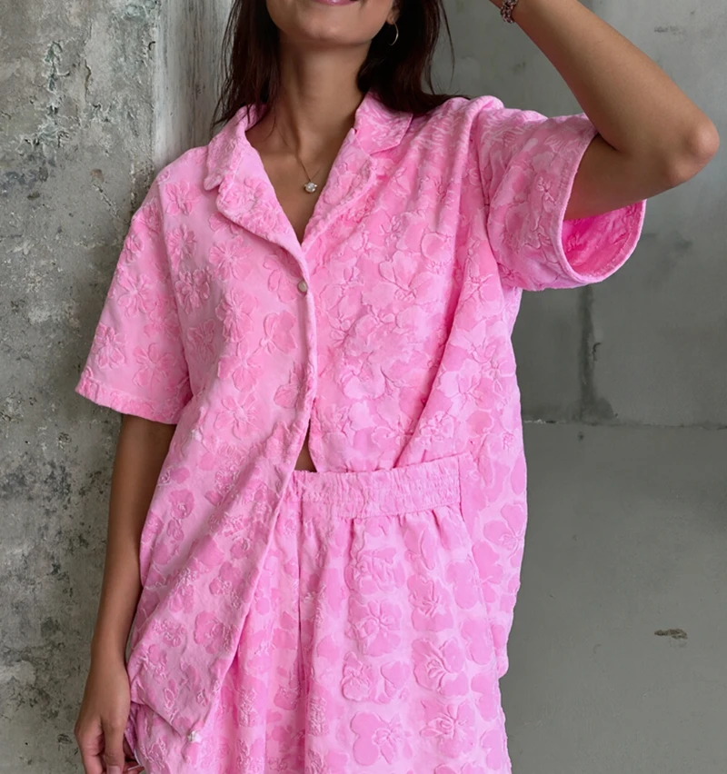 

Женский мягкий пижамный комплект из 2 предметов с жаккардовым плетением, топ с короткими рукавами и пуговицами с лацканами и шорты, дышащая одежда для сна, домашняя одежда, пижамы