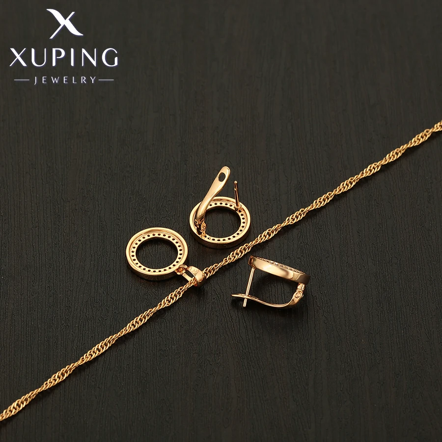 Simple Round Pendant Necklace & Hoop Earrings Set