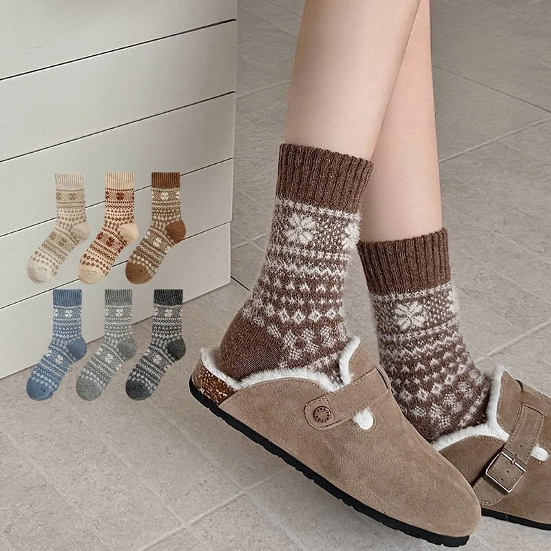 

Женские носки в этническом стиле, осенне-зимние утепленные длинные носки, японские шерстяные кашемировые термобелье в стиле ретро, средние носки-трубы, рождественские подарки