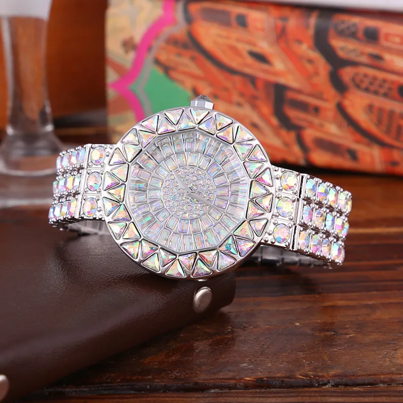 2024 nuovo diamante grande orologio da donna orologi di lusso in acciaio pieno di strass orologio da polso Lady Crystal Dress orologi orologio al