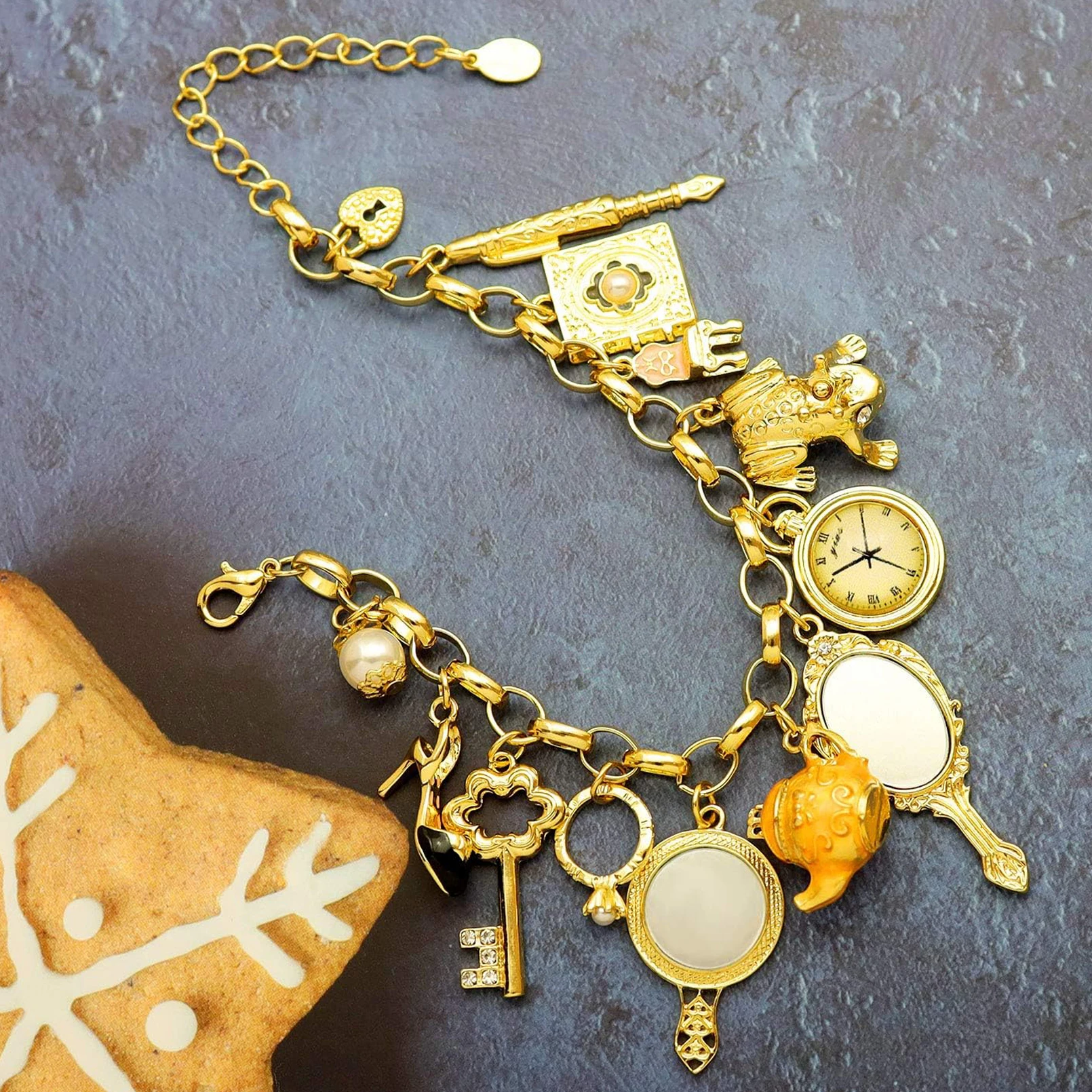 Vintage Spiegel Frosch Uhr Stuhl Wasserkocher Stift Schlüssel Herz Anhänger Charms Armband für Frauen Retro Magischer Märchen-Armreif Schmuck – Detail 7