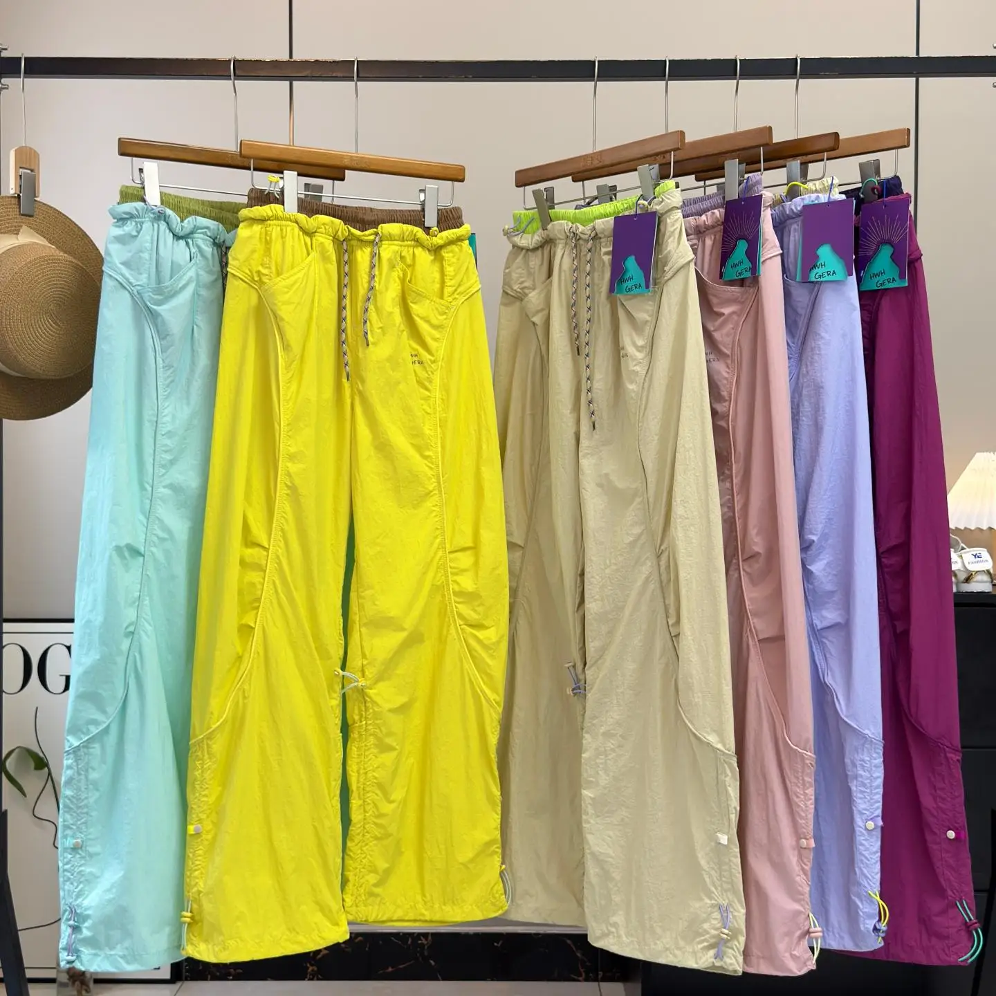

Outdoor Mountain Series Lightweight Breathable Durable Cargo Pants Women's Summer Casual Hiking Pants Quick Dry Water Resistant