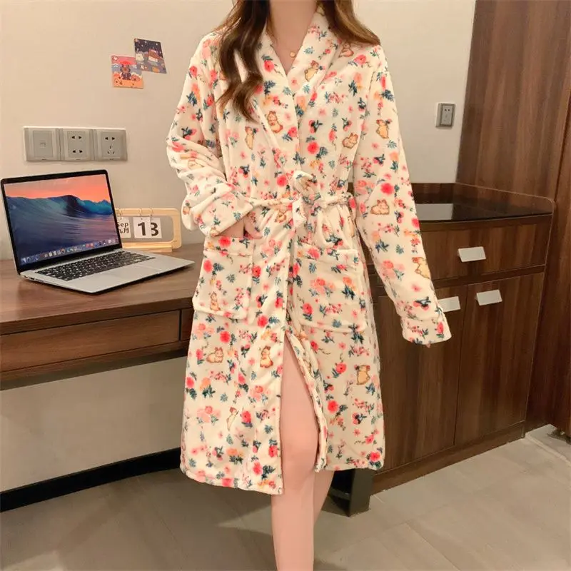

2025 зимнее толстое теплое фланелевое кимоно с длинными рукавами для женщин, корейский коралловый бархатный халат, одежда для сна, ночная рубашка, ночное платье